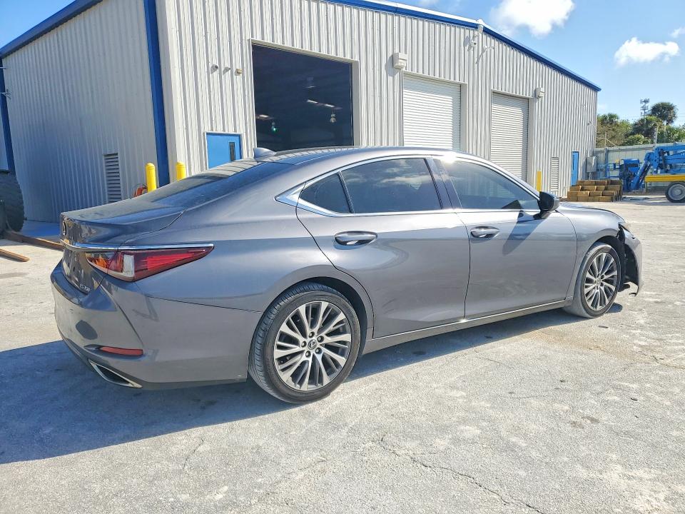 45583766 :رقم المزاد ، 58ADZ1B19MU094529 vin ، 2021 Lexus Es 350 مزاد بيع