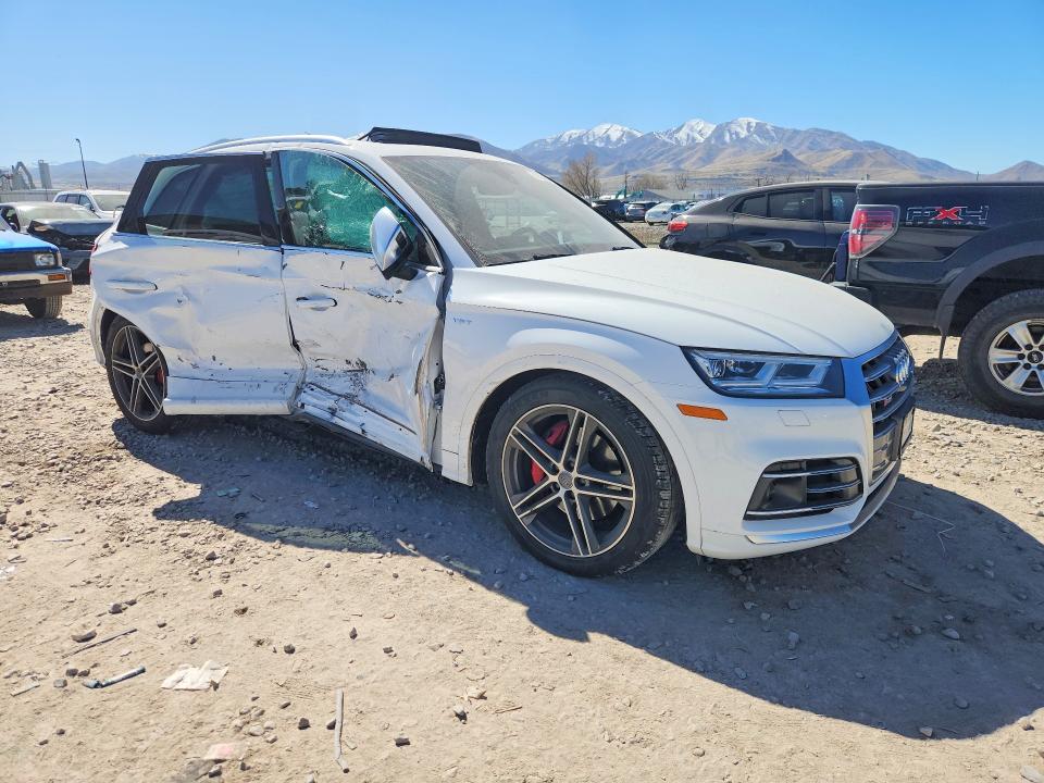 46189656 :رقم المزاد ، WA1C4AFY7J2207571 vin ، 2018 Audi Sq5 مزاد بيع