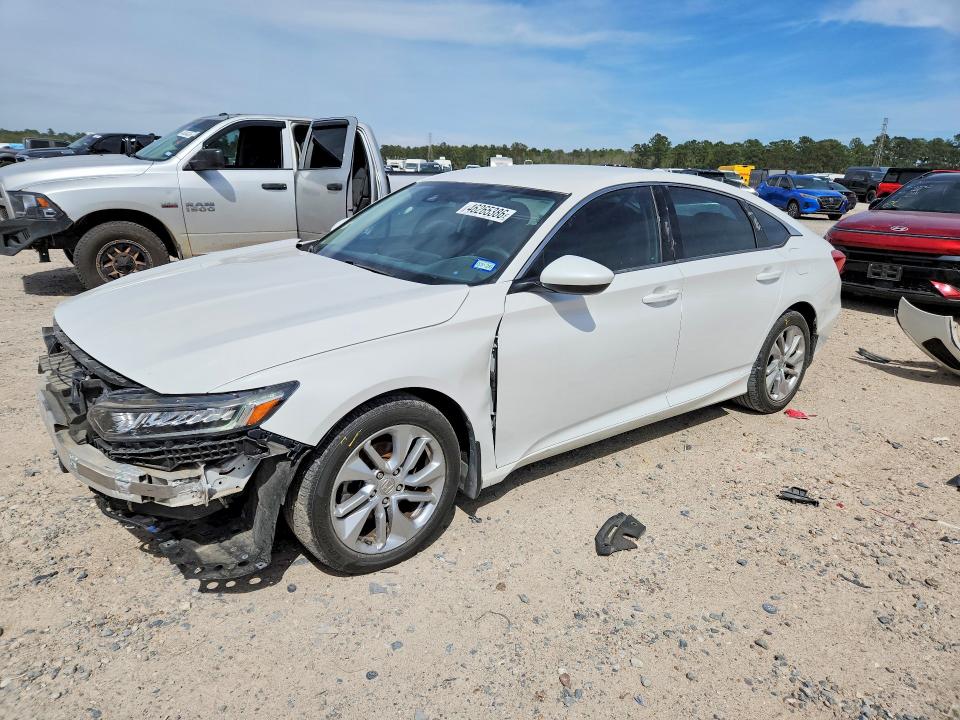 46265386 :رقم المزاد ، 1HGCV1F18JA111011 vin ، 2018 Honda Accord مزاد بيع