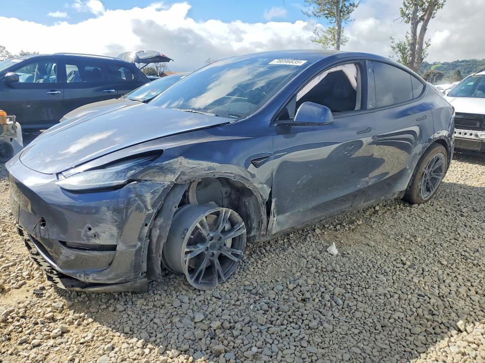 78096835 :رقم المزاد ، 5YJYGDEE6MF089445 vin ، 2021 Tesla Model Y مزاد بيع