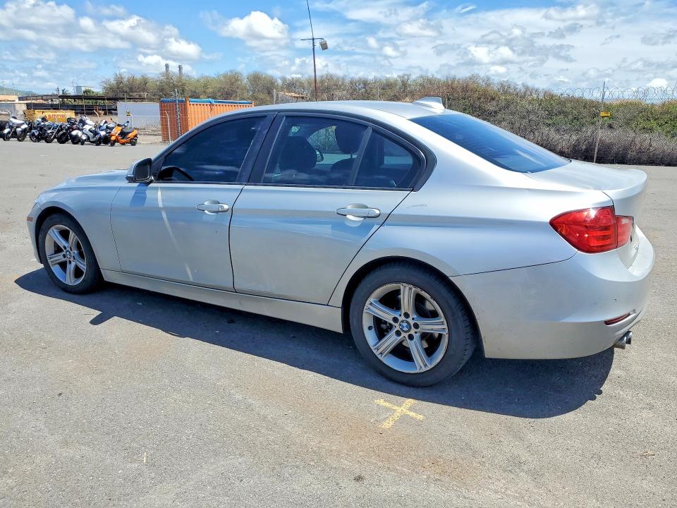2013 Bmw 328 მანქანა იყიდება აუქციონზე, vin: WBA3A5G59DNP20217, აუქციონის ნომერი: 48001446