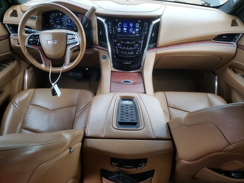 41800696 :رقم المزاد ، 1GYS4DKJ2HR236449 vin ، 2017 Cadillac Escalade مزاد بيع