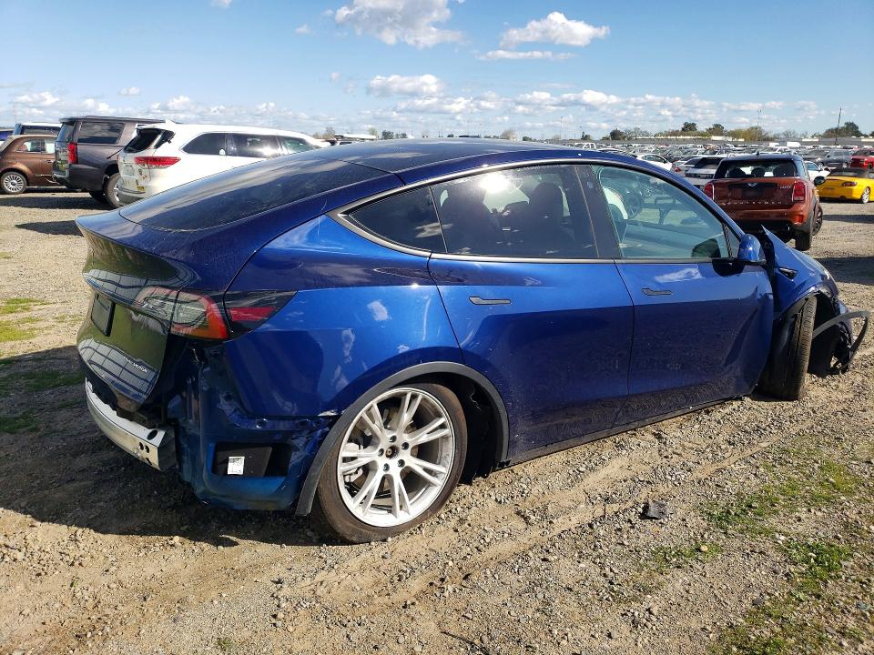 Продажа на аукционе авто 2022 Tesla Model Y, vin: 7SAYGAEE1NF549792, номер лота: 79682925