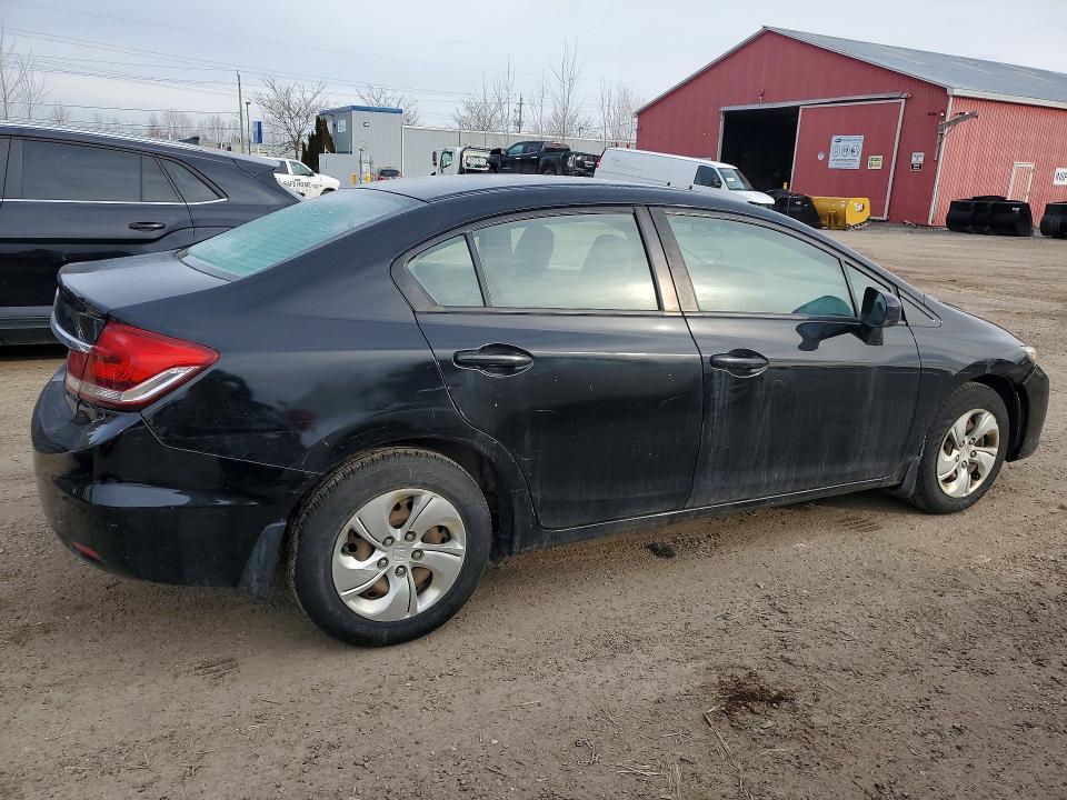 79582145 :رقم المزاد ، 2HGFB2F43FH044378 vin ، 2015 Honda Civic Lx 4dr مزاد بيع