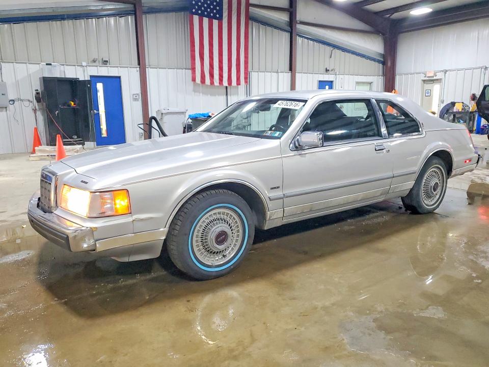 1990 Lincoln Mark Vii მანქანა იყიდება აუქციონზე, vin: 1LNCM92E5LY792467, აუქციონის ნომერი: 45762616