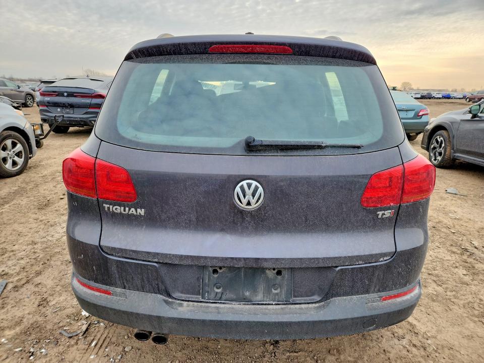 2016 Volkswagen Tiguan მანქანა იყიდება აუქციონზე, vin: WVGAV7AX1GW607280, აუქციონის ნომერი: 47109486
