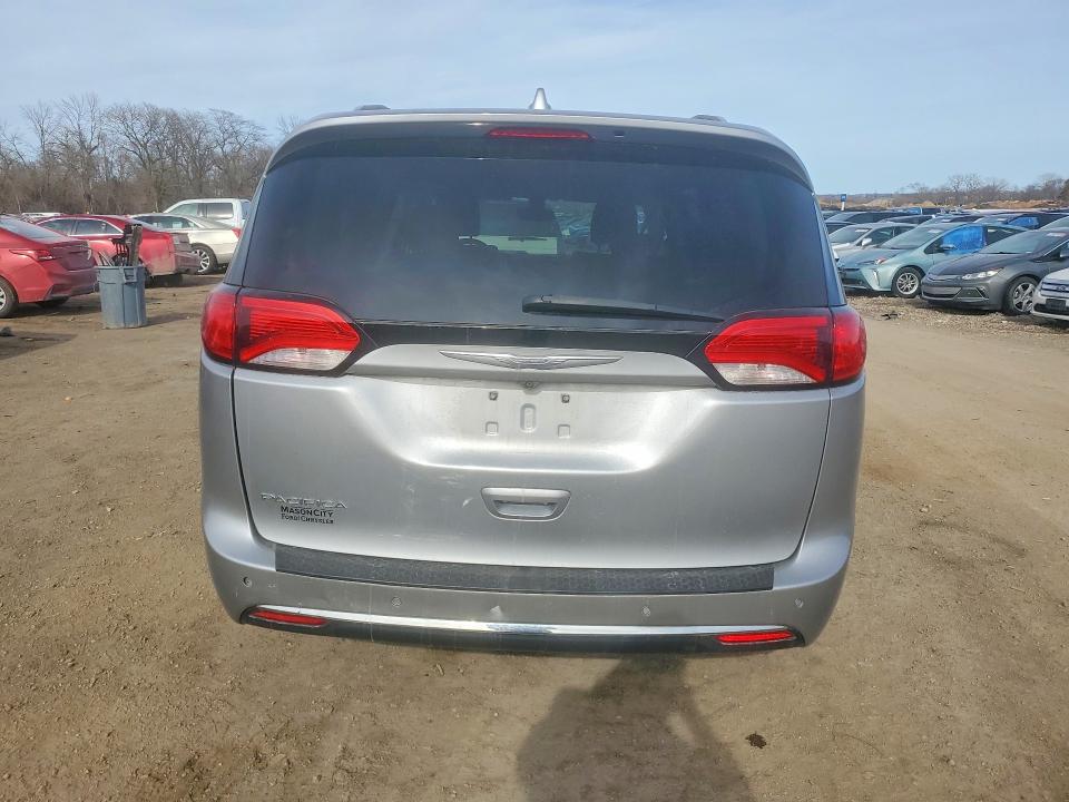 46342116 :رقم المزاد ، 2C4RC1BG0JR119737 vin ، 2018 Chrysler Pacifica مزاد بيع