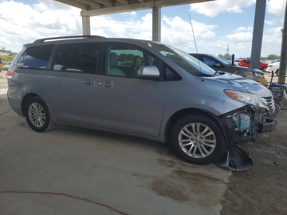 Aukcja sprzedaży 2011 Toyota Sienna, vin: 5TDYK3DC2BS103844, numer aukcji: 46776756