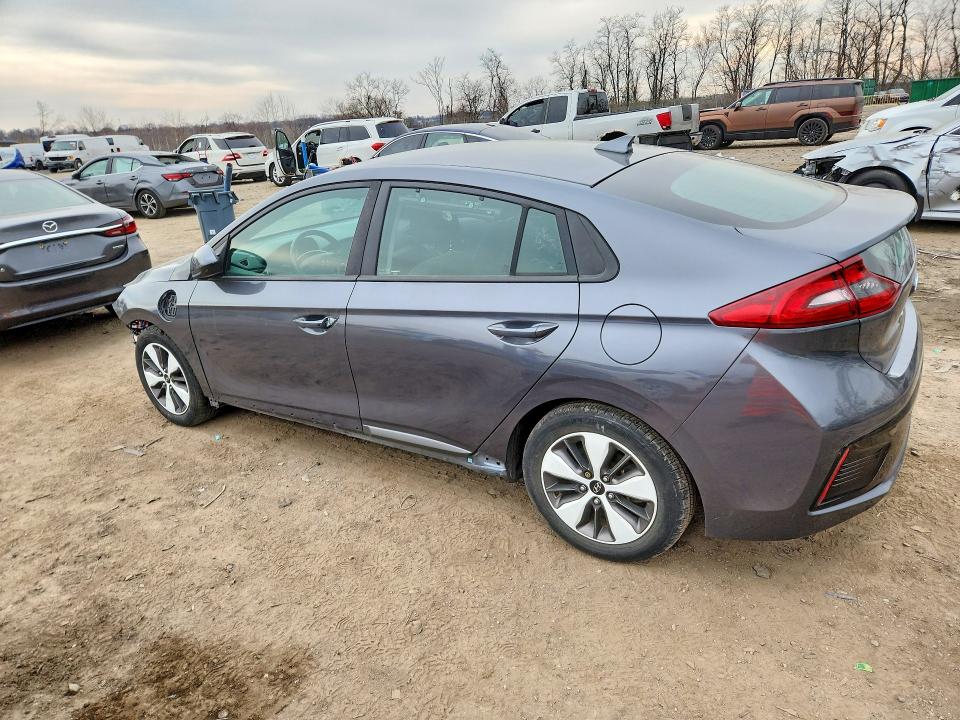 Продажа на аукционе авто 2019 Hyundai Ioniq Plug-in Hybrid, vin: KMHC65LD3KU144334, номер лота: 45946136