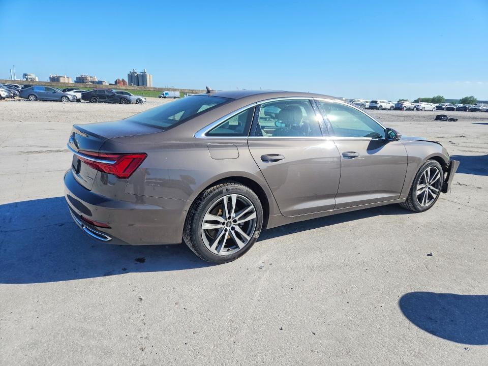 Продаж на аукціоні авто 2022 Audi A6, vin: WAUE3BF29NN014584, номер лоту: 46874166