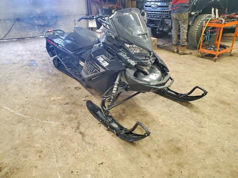 Aukcja sprzedaży 2018 Ski-doo Renegade, vin: 2BPSUFJB0JV000028, numer aukcji: 76760185