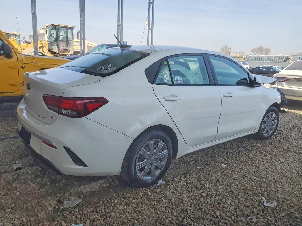 2021 Kia Rio მანქანა იყიდება აუქციონზე, vin: 3KPA24AD0ME381238, აუქციონის ნომერი: 76660615