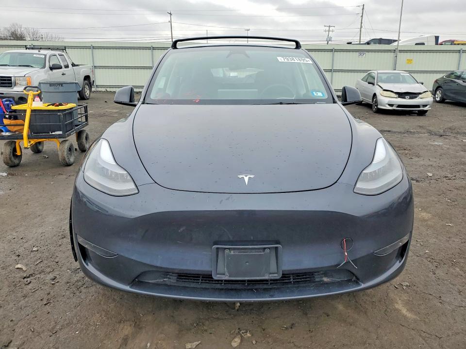 2024 Tesla Model Y მანქანა იყიდება აუქციონზე, vin: 7SAYGDEE0RA238732, აუქციონის ნომერი: 79381895