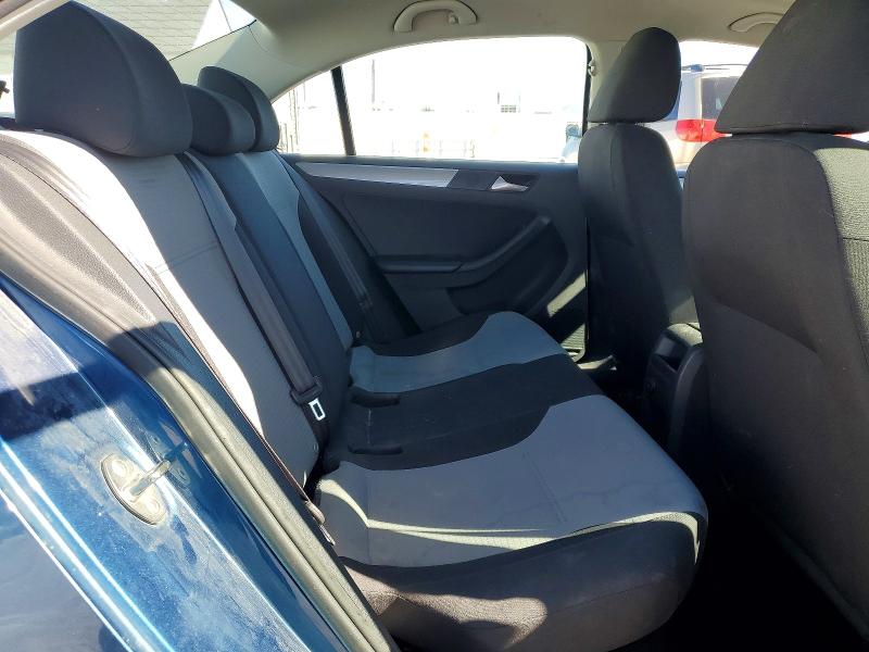 46696816 :رقم المزاد ، 3VW2B7AJ2HM354613 vin ، 2017 Volkswagen Jetta مزاد بيع