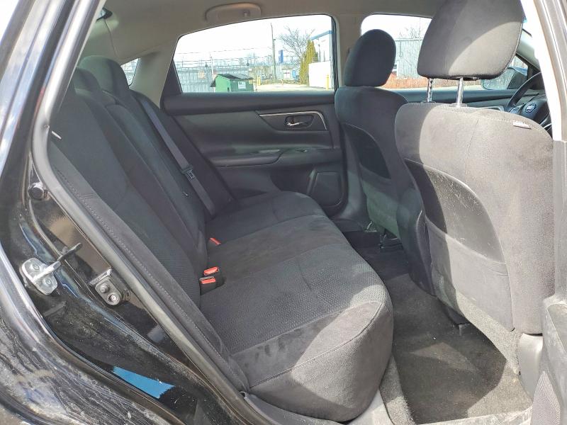 2015 Nissan Altima 2.5 S 4dr მანქანა იყიდება აუქციონზე, vin: 1N4AL3AP2FN875459, აუქციონის ნომერი: 41918126