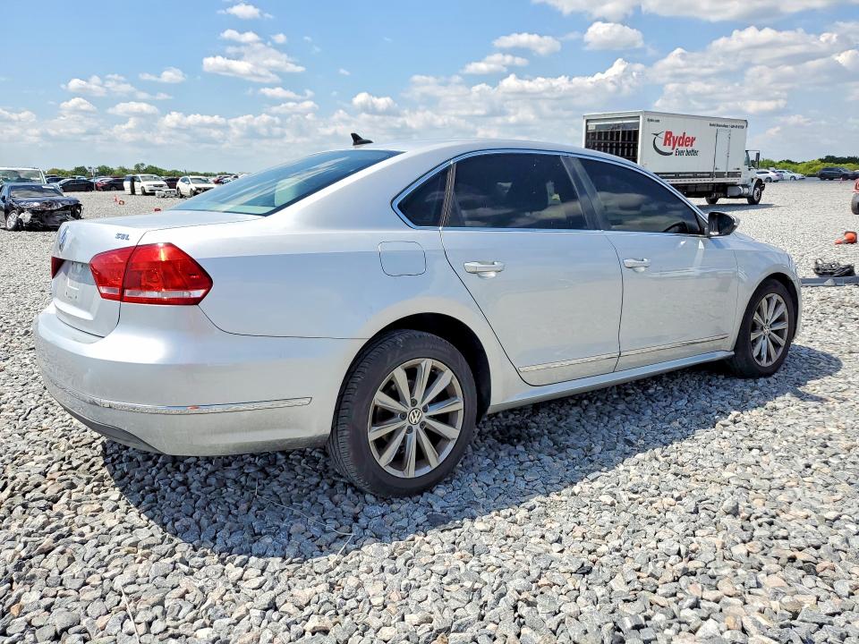2012 Volkswagen Passat მანქანა იყიდება აუქციონზე, vin: 1VWCH7A30CC024175, აუქციონის ნომერი: 47169776