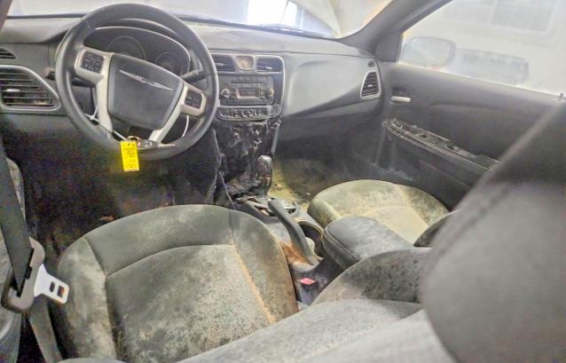 79826935 :رقم المزاد ، 1C3BC1FB6BN562364 vin ، 2011 Chrysler 200 مزاد بيع
