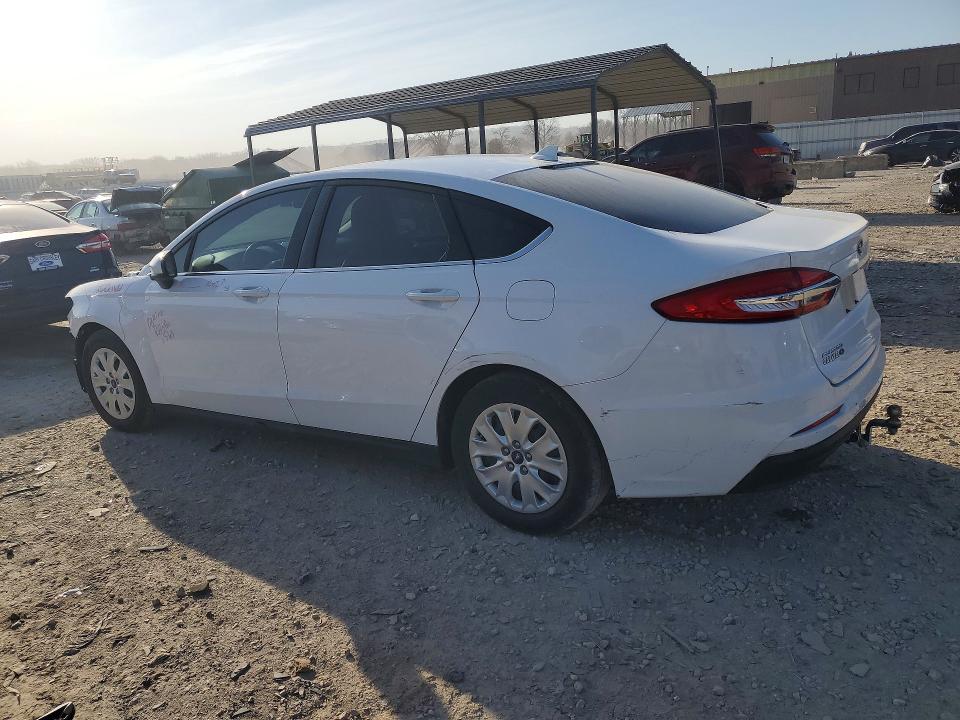 45922746 :رقم المزاد ، 3FA6P0G79LR184289 vin ، 2020 Ford Fusion مزاد بيع