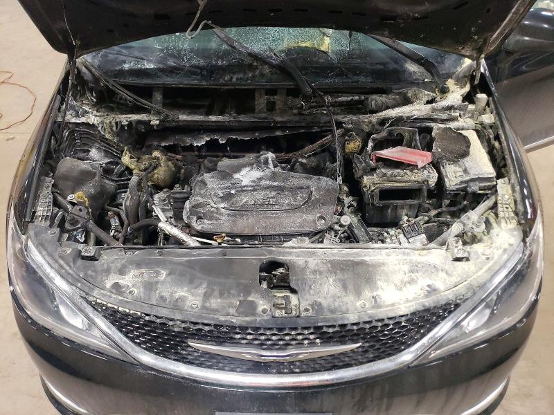 41949156 :رقم المزاد ، 2C4RC1BG7JR142965 vin ، 2018 Chrysler Pacifica مزاد بيع