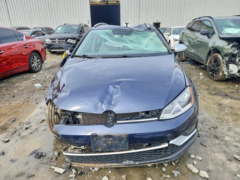 77031395 :رقم المزاد ، 3VWH17AU4HM538765 vin ، 2017 Volkswagen Golf Alltrack مزاد بيع