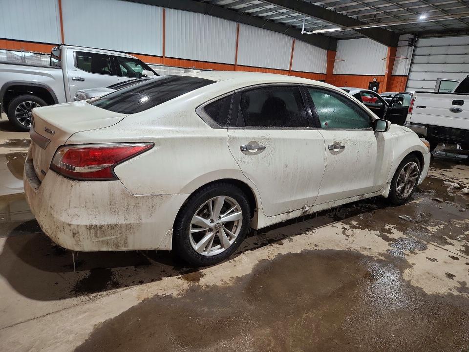 45795336 :رقم المزاد ، 1N4AL3AP0FN392844 vin ، 2015 Nissan Altima مزاد بيع