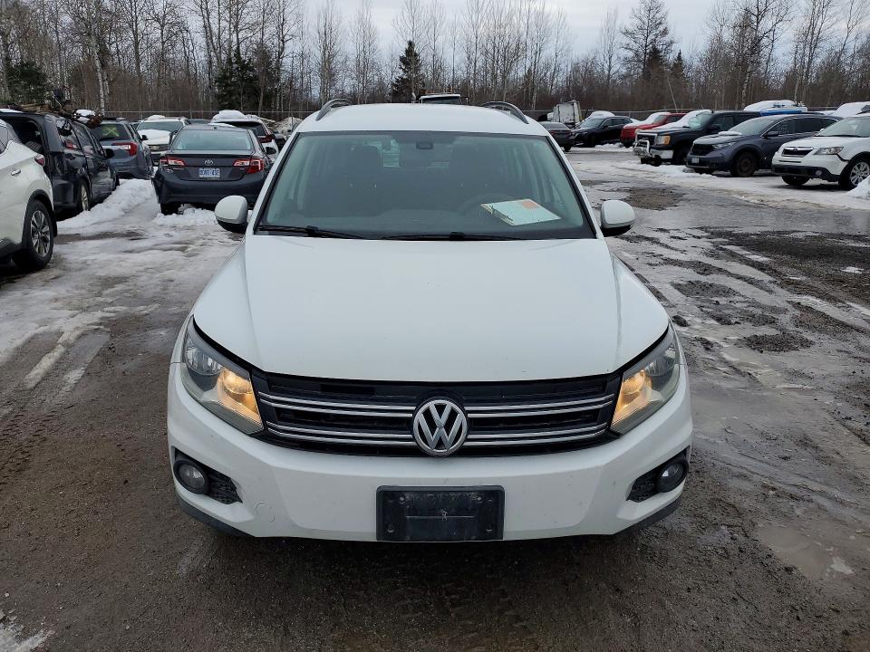 Продаж на аукціоні авто 2016 Volkswagen Tiguan, vin: WVGJV7AX8GW617997, номер лоту: 41939916