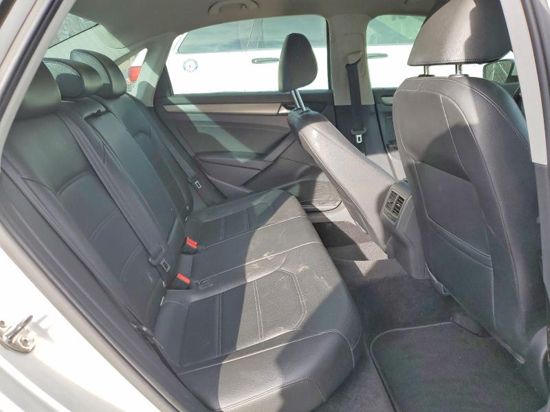 47463216 :رقم المزاد ، 1VWBV7A37FC007415 vin ، 2015 Volkswagen Passat مزاد بيع