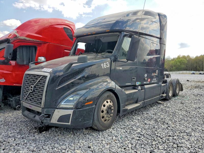 47575016 :رقم المزاد ، 4V4NC9EG0MN271743 vin ، 2021 Volvo Vnl مزاد بيع