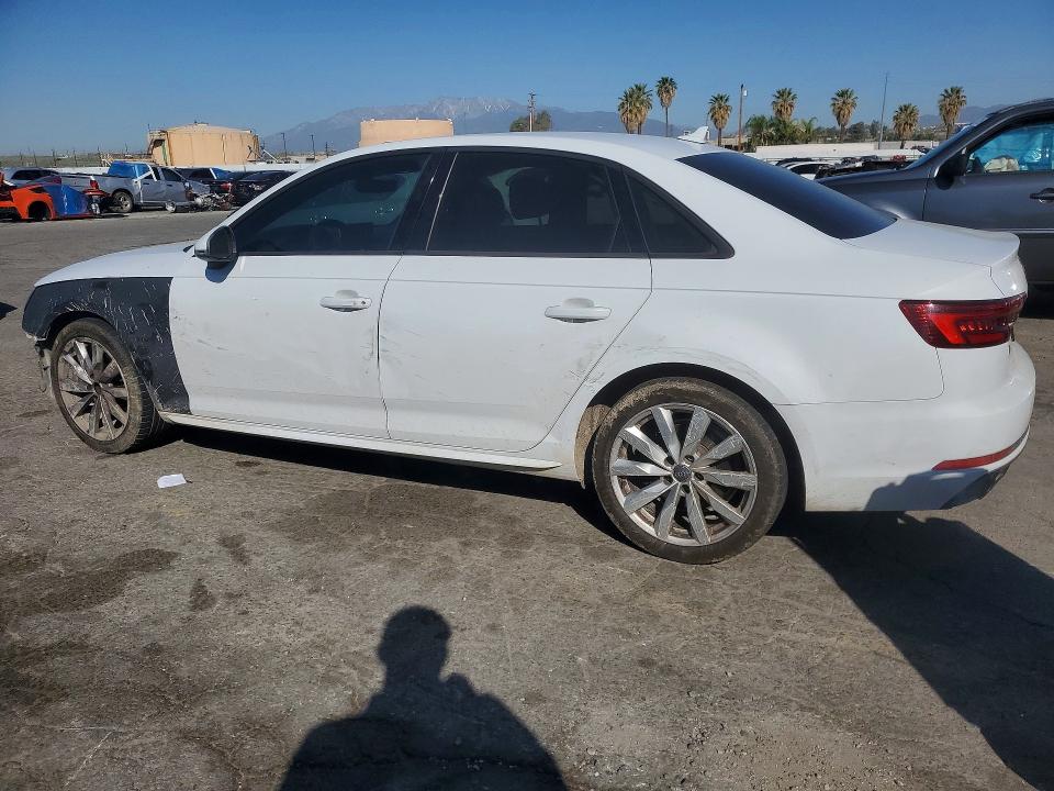 Продаж на аукціоні авто 2018 Audi A4, vin: WAUKMAF45JA220319, номер лоту: 41894866