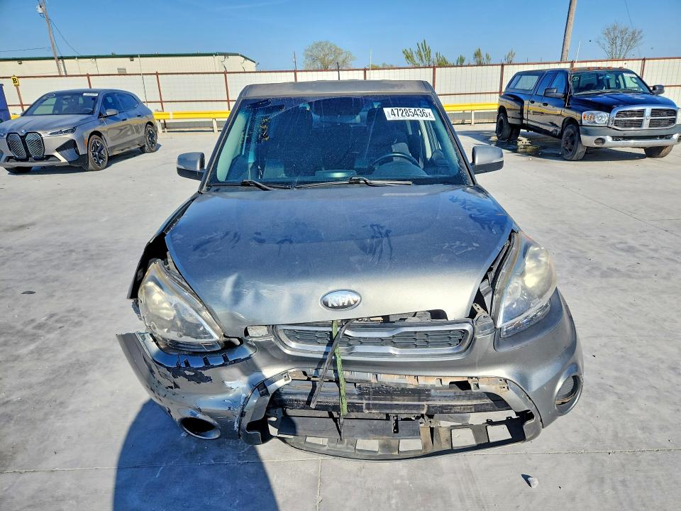 47285436 :رقم المزاد ، KNDJT2A6XD7597326 vin ، 2013 Kia Soul مزاد بيع
