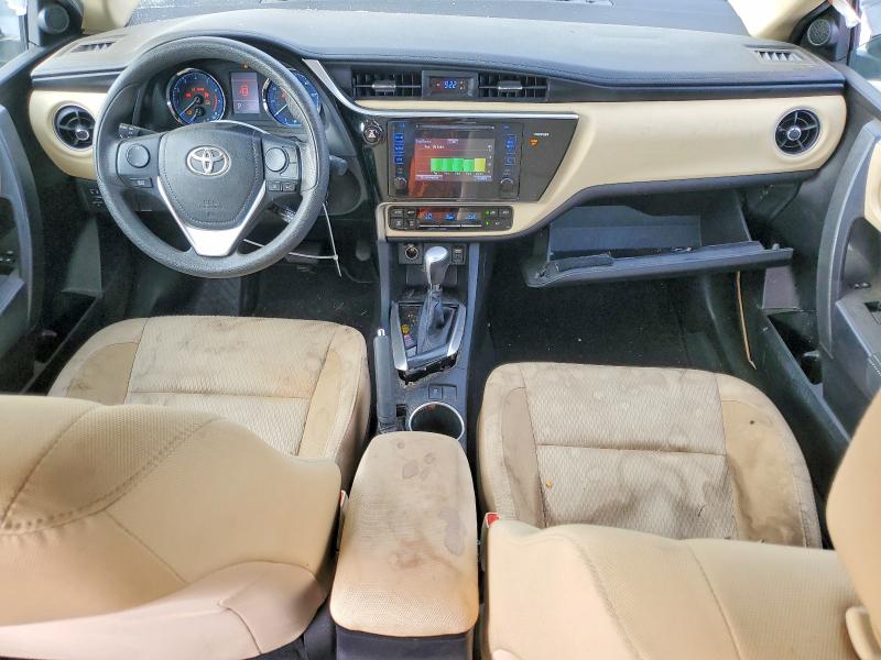48046456 :رقم المزاد ، 2T1BURHE1HC747142 vin ، 2017 Toyota Corolla مزاد بيع