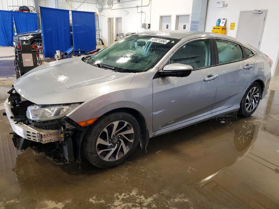 41971556 :رقم المزاد ، 2HGFC2F79GH032695 vin ، 2016 Honda Civic مزاد بيع