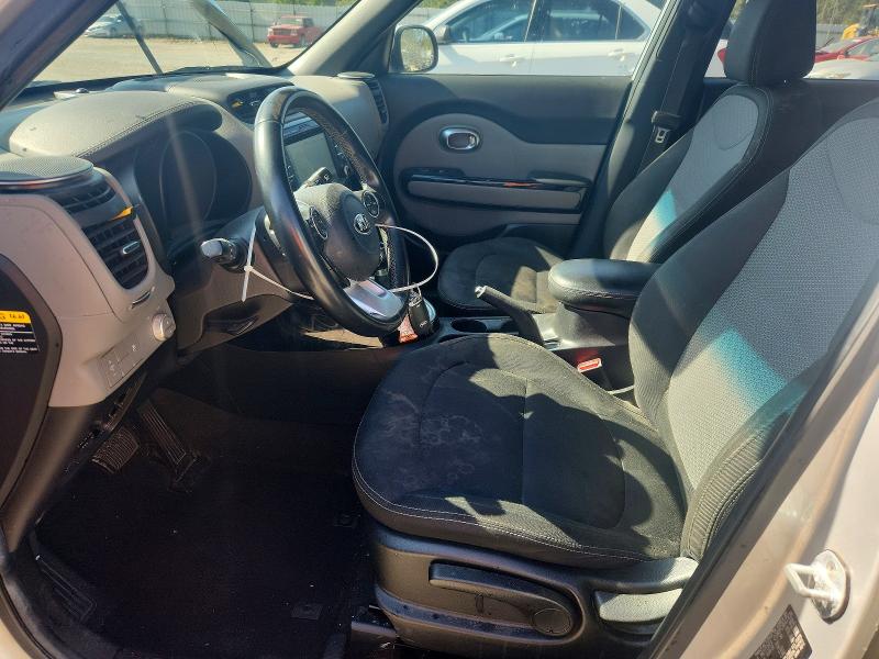 Продаж на аукціоні авто 2018 Kia Soul, vin: KNDJP3A57J7590850, номер лоту: 47708016