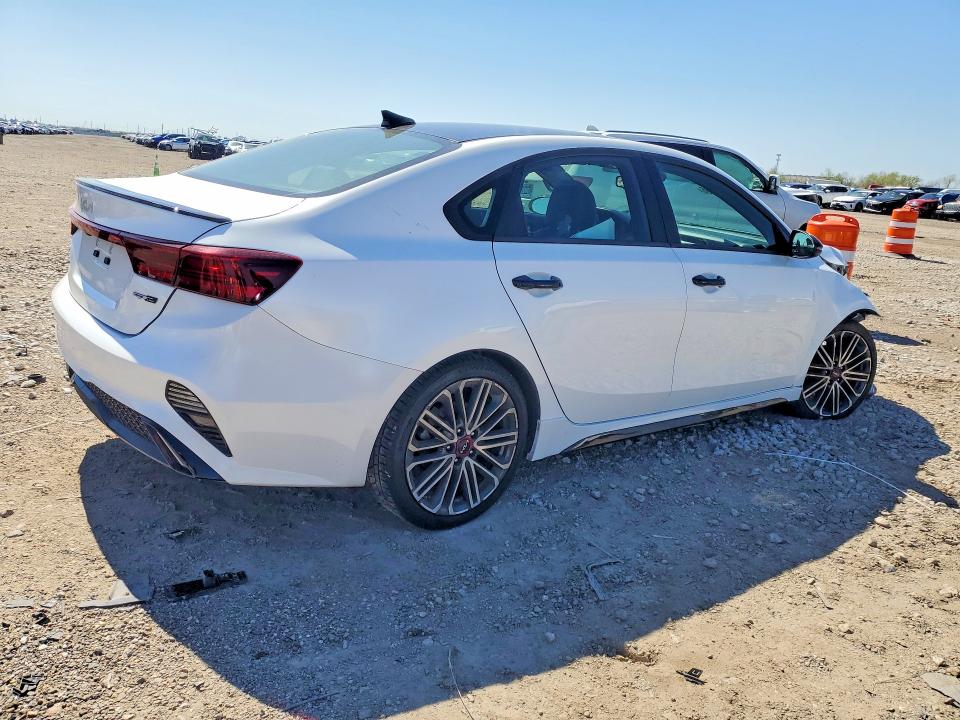2024 Kia Forte მანქანა იყიდება აუქციონზე, vin: 3KPF54ADXRE718664, აუქციონის ნომერი: 45951786