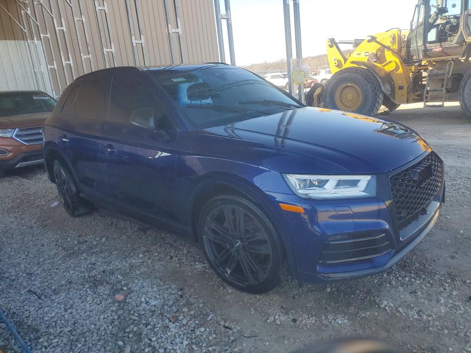 79203365 :رقم المزاد ، WA1C4AFY2J2220728 vin ، 2018 Audi Sq5 مزاد بيع