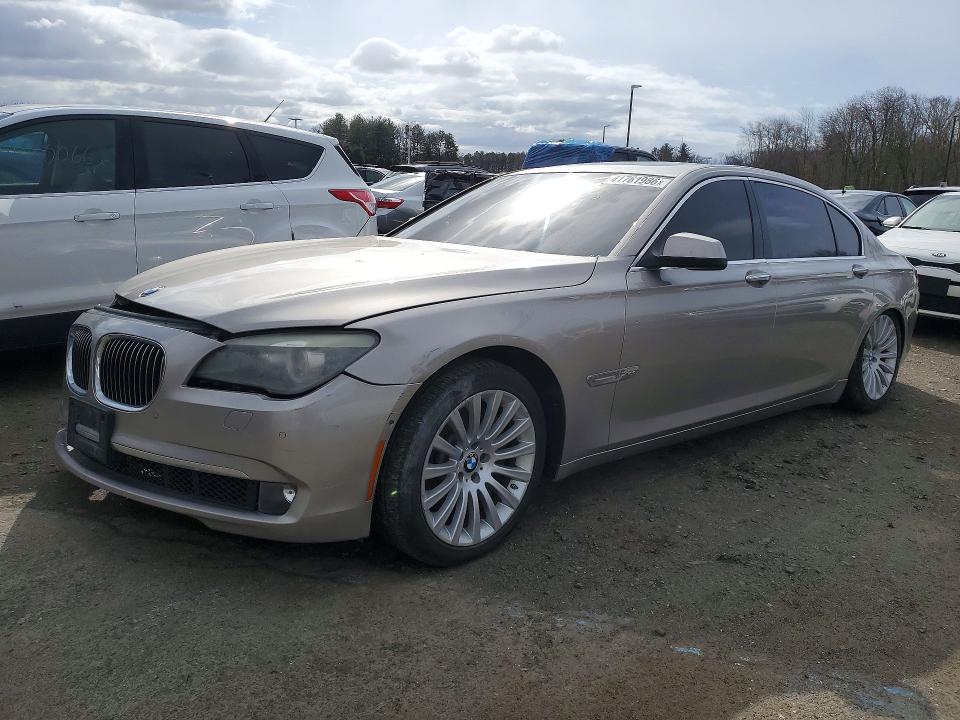 41761986 :رقم المزاد ، WBAKC8C5XAC430220 vin ، 2010 Bmw 750 مزاد بيع