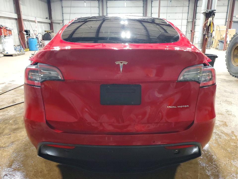 46466796 :رقم المزاد ، 5YJYGDEE7MF067096 vin ، 2021 Tesla Model Y مزاد بيع