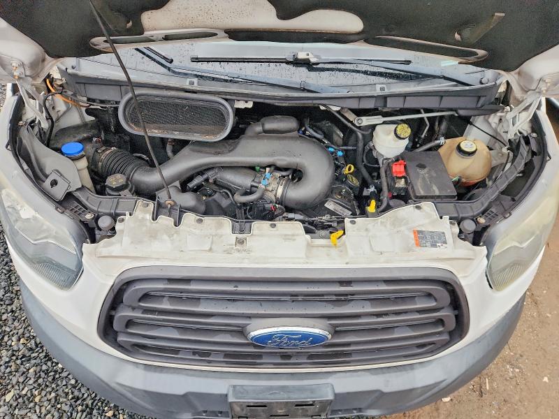 41622206 :رقم المزاد ، 1FTNE1ZM1FKA96320 vin ، 2015 Ford Transit مزاد بيع