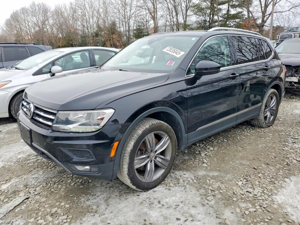 72835045 :رقم المزاد ، 3VV2B7AXXLM181795 vin ، 2020 Volkswagen Tiguan مزاد بيع
