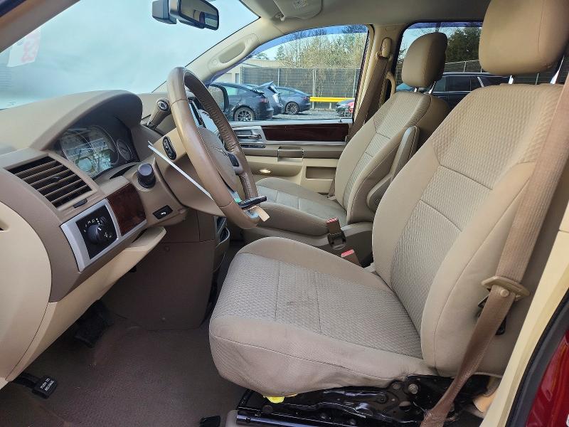 46673726 :رقم المزاد ، 2A4RR5D1XAR494852 vin ، 2010 Chrysler Town & Country مزاد بيع