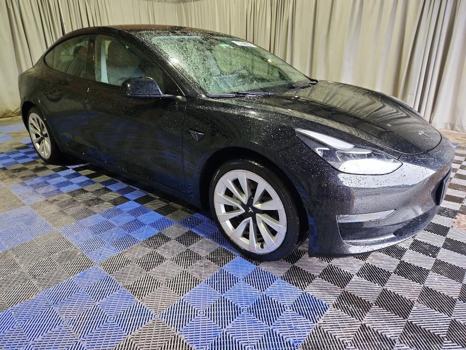 Продажа на аукционе авто 2022 Tesla Model 3, vin: 5YJ3E1EA5NF303967, номер лота: 46677016