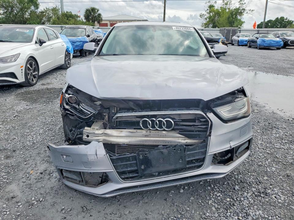 Продажа на аукционе авто 2015 Audi A4, vin: WAUBFAFLXFA083290, номер лота: 46233066