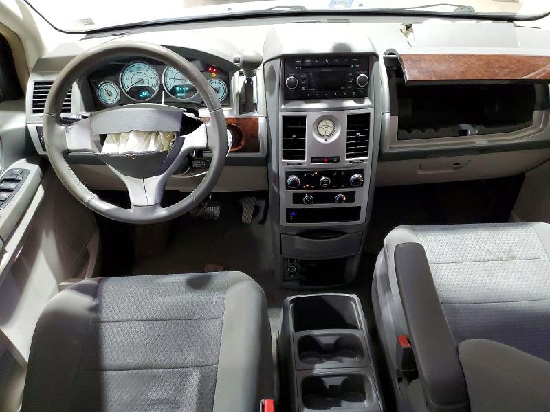 Продажа на аукционе авто 2010 Chrysler Town & Country, vin: 2A4RR5D1XAR492549, номер лота: 45880626