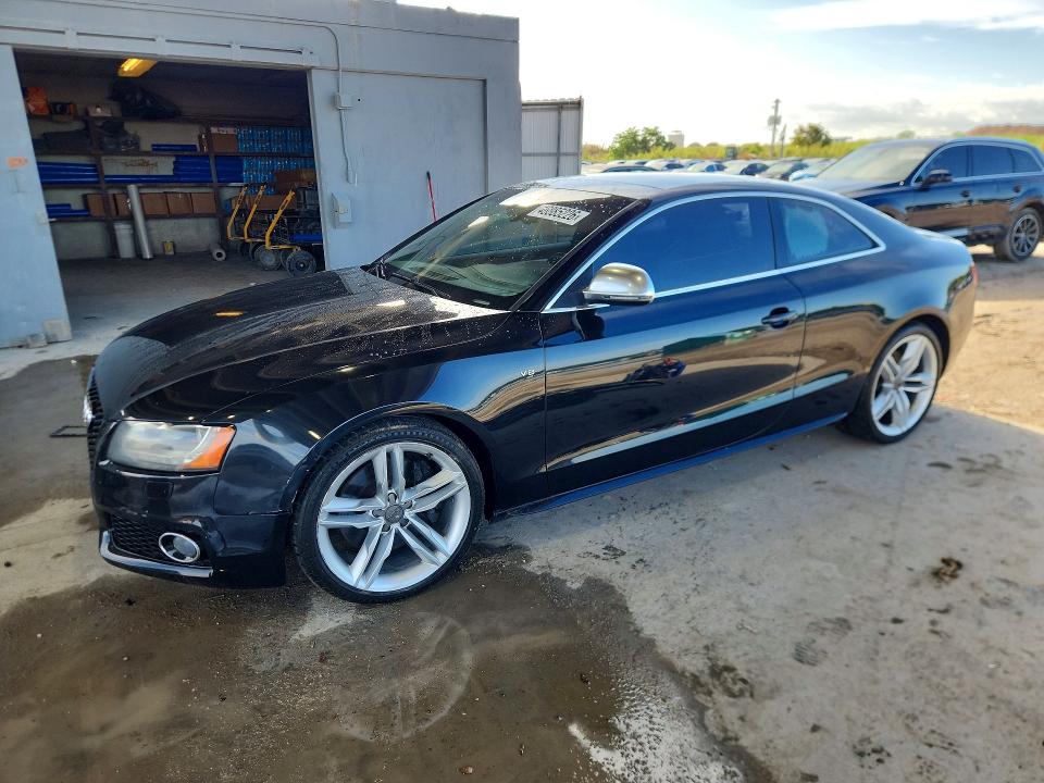 2008 Audi S5 მანქანა იყიდება აუქციონზე, vin: WAURV78T08A010725, აუქციონის ნომერი: 46885226