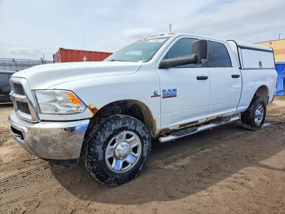 46652166 :رقم المزاد ، 3C63R3DL3EG233101 vin ، 2014 Ram 3500 مزاد بيع