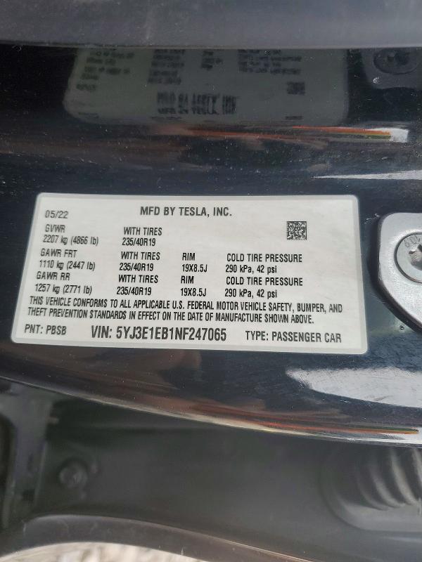 45652496 :رقم المزاد ، 5YJ3E1EB1NF247065 vin ، 2022 Tesla Model 3 مزاد بيع