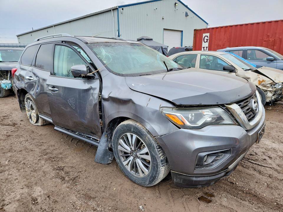 46408976 :رقم المزاد ، 5N1DR2MM6HC667399 vin ، 2017 Nissan Pathfinder مزاد بيع