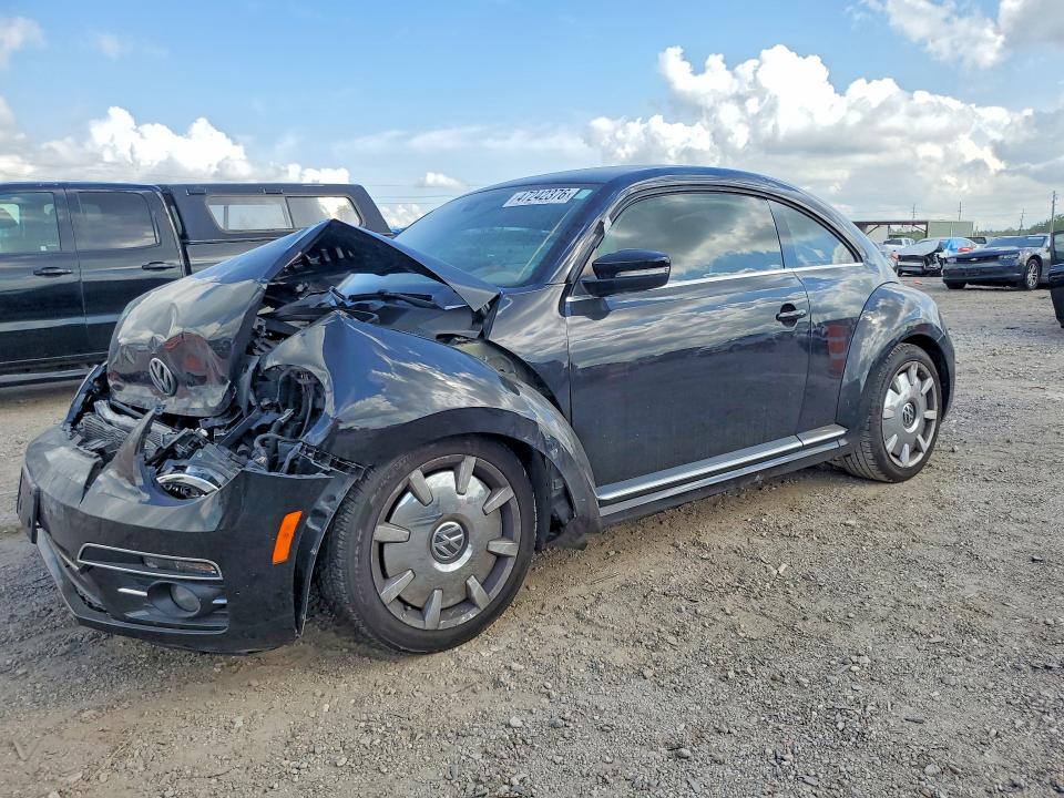 Продажа на аукционе авто 2018 Volkswagen Beetle, vin: 3VWJD7AT4JM713263, номер лота: 47242376