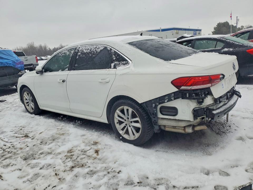 45934866 :رقم المزاد ، 1VWBA7A34MC008501 vin ، 2021 Volkswagen Passat مزاد بيع