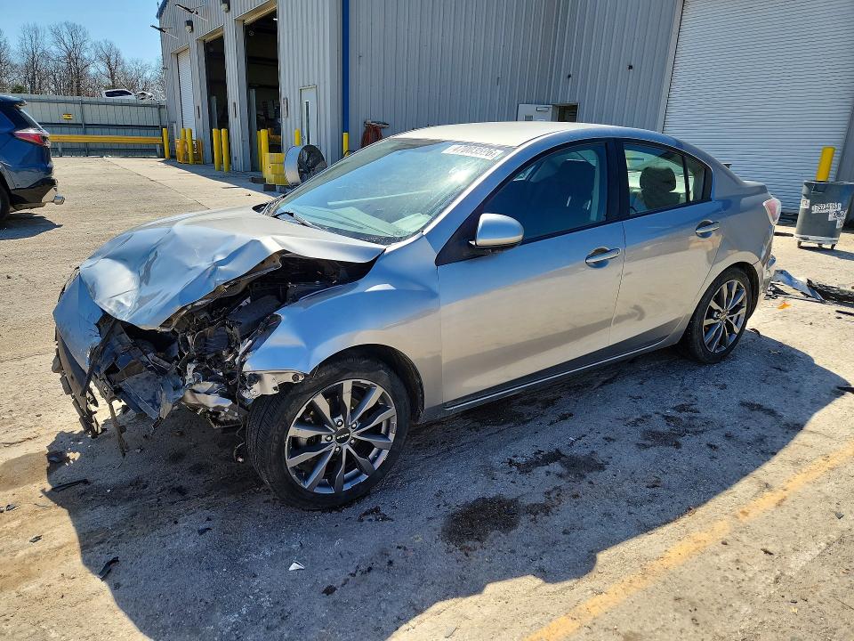 47003596 :رقم المزاد ، JM1BL1UF5C1529110 vin ، 2012 Mazda 3 مزاد بيع
